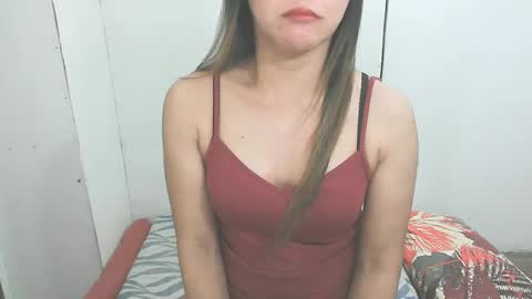 Snapshot of simpleladie15 chatting on 02-28-25, 03:04 marisweet online show from 02-28-25, 03:04