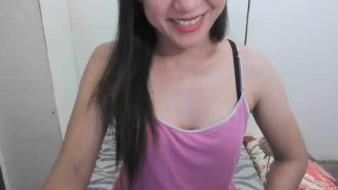 Snapshot of simpleladie15 chatting on 10-08-25, 04:59 marisweet online show from 10-08-25, 04:59