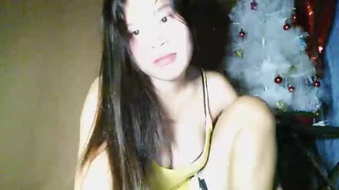 Snapshot of simply_y0urs chatting on 12-13-25, 07:53 simply_y0urs online show from 12-13-25, 07:53