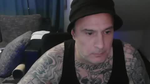 Snapshot of sinalco1975 chatting on 09-25-25, 04:38 sinalco1975 online show from 09-25-25, 04:38