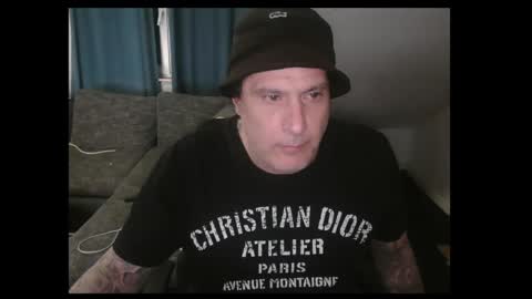 Snapshot of sinalco1975 chatting on 05-04-26, 12:39 sinalco1975 online show from 05-04-26, 12:39