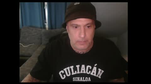 Snapshot of sinalco1975 chatting on 05-06-26, 01:47 sinalco1975 online show from 05-06-26, 01:47