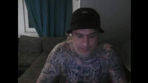 Snapshot of sinalco1975 chatting on 05-22-26, 02:30 sinalco1975 online show from 05-22-26, 02:30