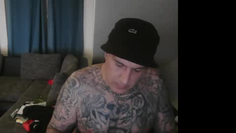 Snapshot of sinalco1975 chatting on 05-31-26, 01:47 sinalco1975 online show from 05-31-26, 01:47