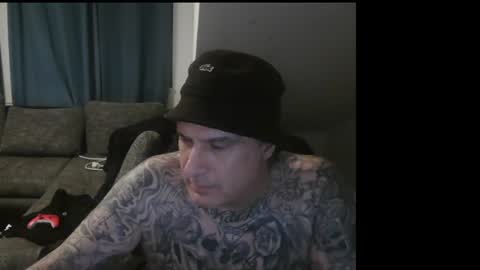 Snapshot of sinalco1975 chatting on 06-17-26, 02:14 sinalco1975 online show from 06-17-26, 02:14