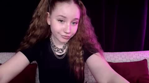 Snapshot of sindiwatsoon chatting on 01-19-25, 05:28 Sindi online show from 01-19-25, 05:28