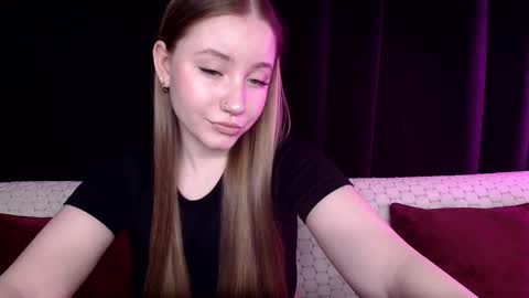 Snapshot of sindiwatsoon chatting on 01-28-25, 01:59 Sindi online show from 01-28-25, 01:59