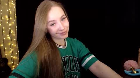 Snapshot of sindiwatsoon chatting on 12-02-25, 02:23 Sindi online show from 12-02-25, 02:23