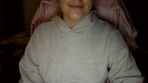 Sindra online show from 12-17-24, 11:49