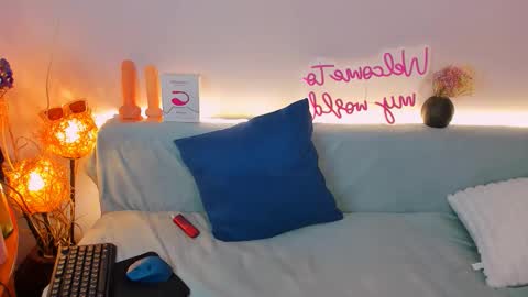 Sindy online show from 11-11-25, 11:49