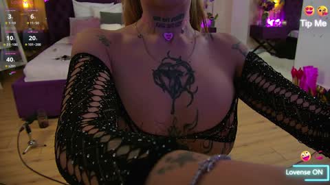 Snapshot of sinners_muse chatting on 02-02-25, 08:30 Sinners Muse online show from 02-02-25, 08:30