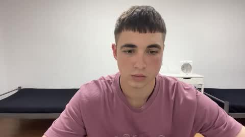 Snapshot of sinnglesexsex chatting on 10-07-25, 06:16 Dan online show from 10-07-25, 06:16