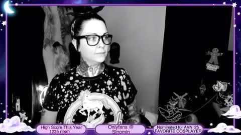 Snapshot of sinominx chatting on 01-06-25, 03:53 Sinomin online show from 01-06-25, 03:53