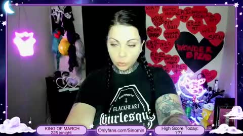 Snapshot of sinominx chatting on 03-11-25, 12:44 Sinomin online show from 03-11-25, 12:44