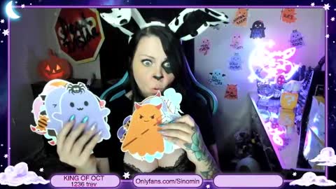 Snapshot of sinominx chatting on 10-10-25, 02:10 Sinomin online show from 10-10-25, 02:10