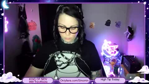 Snapshot of sinominx chatting on 11-22-25, 11:59 Sinomin online show from 11-22-25, 11:59