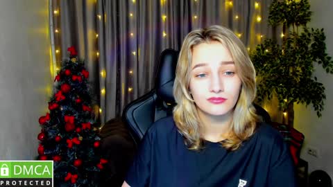 Snapshot of sinty_noria chatting on 12-23-24, 04:44 Sinty Noria online show from 12-23-24, 04:44