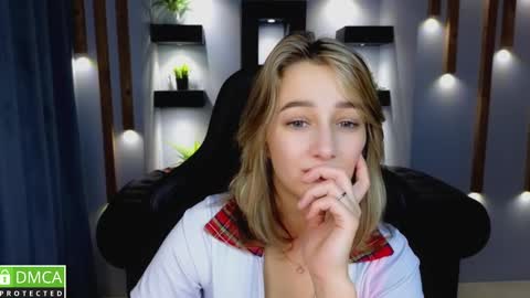 Snapshot of sinty_noria chatting on 12-24-24, 07:28 Sinty Noria online show from 12-24-24, 07:28