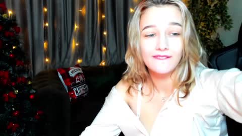 Snapshot of sinty_noria chatting on 01-03-25, 04:11 Sinty Noria online show from 01-03-25, 04:11