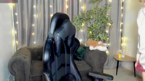 Snapshot of sinty_noria chatting on 02-10-25, 01:03 Sinty Noria online show from 02-10-25, 01:03