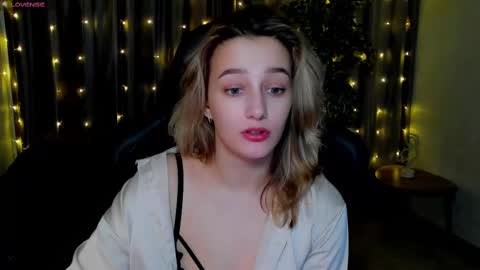 Snapshot of sinty_noria chatting on 02-10-25, 04:08 Sinty Noria online show from 02-10-25, 04:08
