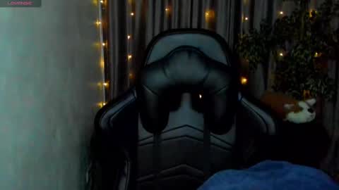 Snapshot of sinty_noria chatting on 02-18-25, 07:43 Sinty Noria online show from 02-18-25, 07:43