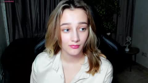 Snapshot of sinty_noria chatting on 02-28-25, 07:58 Sinty Noria online show from 02-28-25, 07:58