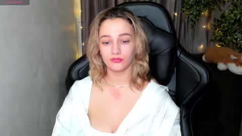 Snapshot of sinty_noria chatting on 03-04-25, 01:34 Sinty Noria online show from 03-04-25, 01:34