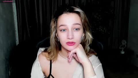 Snapshot of sinty_noria chatting on 03-06-25, 03:35 Sinty Noria online show from 03-06-25, 03:35