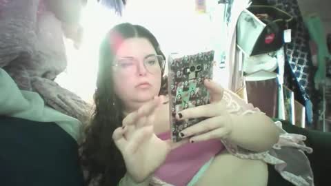 Siofra online show from 02-14-25, 07:44