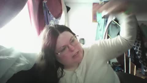 Siofra online show from 02-17-25, 08:04