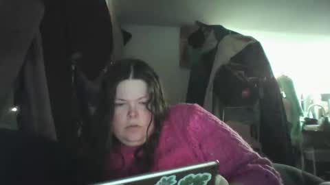 Siofra online show from 02-18-25, 11:41