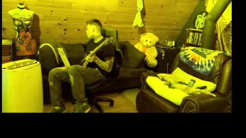 Snapshot of siphonophorstrings chatting on 09-09-25, 12:10 Dustbunnyfoofoo online show from 09-09-25, 12:10