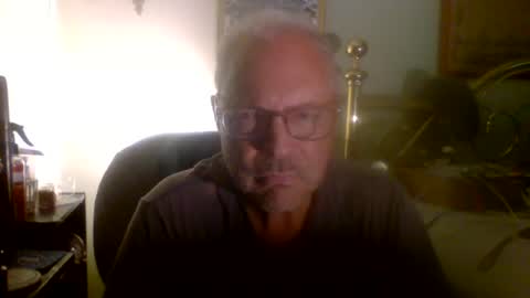Snapshot of sir_fuxalott chatting on 06-16-26, 01:25 Sir Kevin of Sevin online show from 06-16-26, 01:25