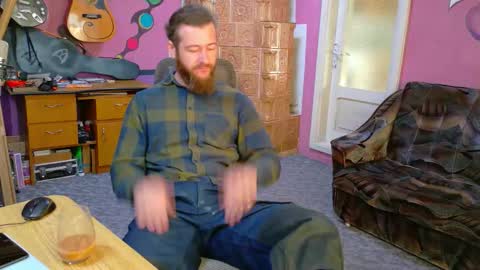 I am The Fourth and only Sir. Pelo online show from 03-25-26, 06:08