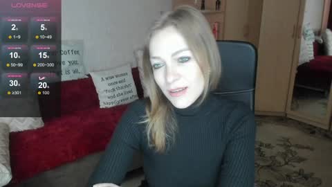 Snapshot of sirenasilk chatting on 05-10-26, 10:20 sirenasilk online show from 05-10-26, 10:20