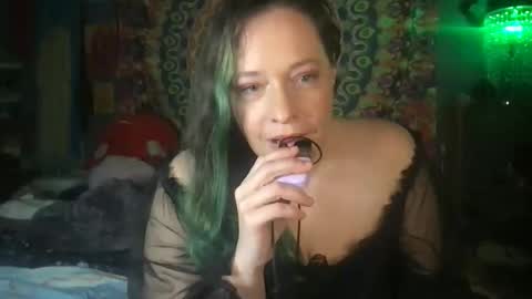 RavenFalls Aphrodite Priestess online show from 10-29-25, 06:37