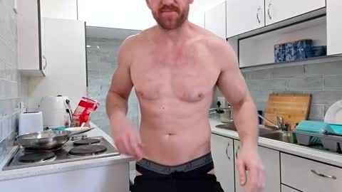 Giovanni online show from 09-09-25, 10:04