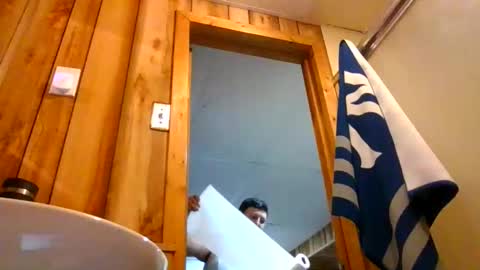 Snapshot of sirmike80 chatting on 11-05-25, 09:15 SirMike80 online show from 11-05-25, 09:15