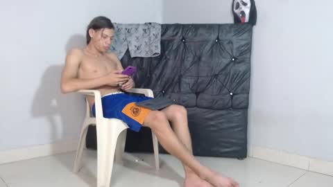 SIR RYANT online show from 11-30-25, 04:49