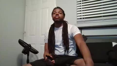 Snapshot of sirthedom chatting on 10-29-25, 02:14 sirthedom online show from 10-29-25, 02:14