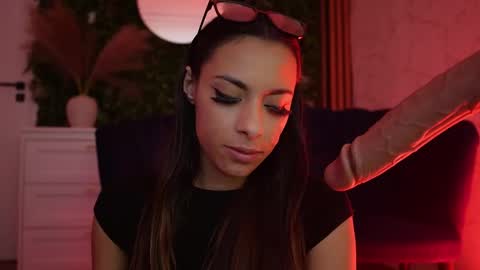 Dee online show from 05-19-26, 01:56