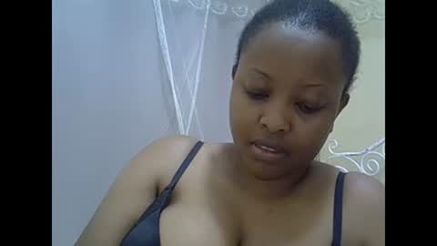 Snapshot of sisibrown97 chatting on 02-12-25, 10:26 brown online show from 02-12-25, 10:26
