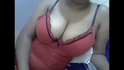 Snapshot of sisibrown97 chatting on 02-27-25, 10:26 brown online show from 02-27-25, 10:26