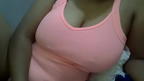 Snapshot of sisibrown97 chatting on 03-03-25, 09:33 brown online show from 03-03-25, 09:33