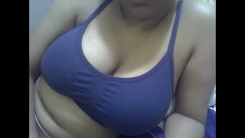 Snapshot of sisibrown97 chatting on 10-28-25, 10:23 brown online show from 10-28-25, 10:23