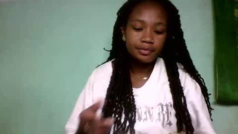 Snapshot of sisih567089 chatting on 09-08-25, 04:17 sisih567089 online show from 09-08-25, 04:17