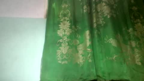 Snapshot of sisih567089 chatting on 09-12-25, 06:35 sisih567089 online show from 09-12-25, 06:35