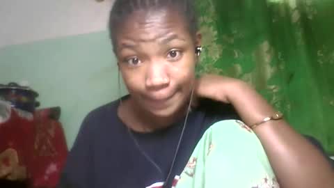 Snapshot of sisih567089 chatting on 10-16-25, 04:35 sisih567089 online show from 10-16-25, 04:35