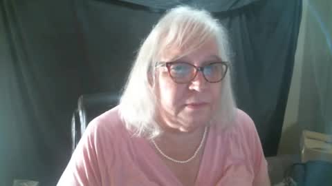 Sissy Diane online show from 03-11-25, 11:37